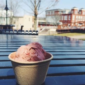 Meet your Posher, Amado